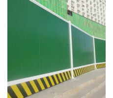 西安彩鋼圍擋在工地上有哪些優點呢？